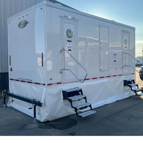 royal thrones mens room