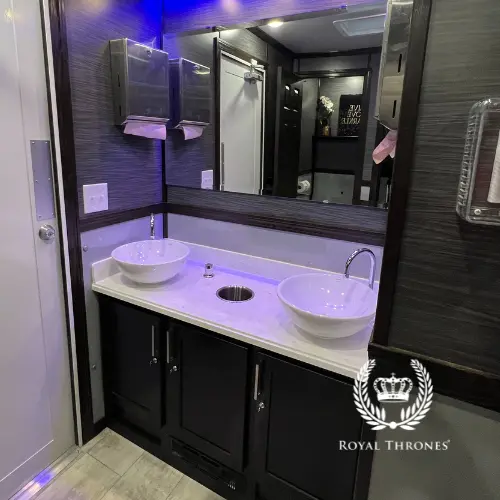 Royal Thrones restroom trailer